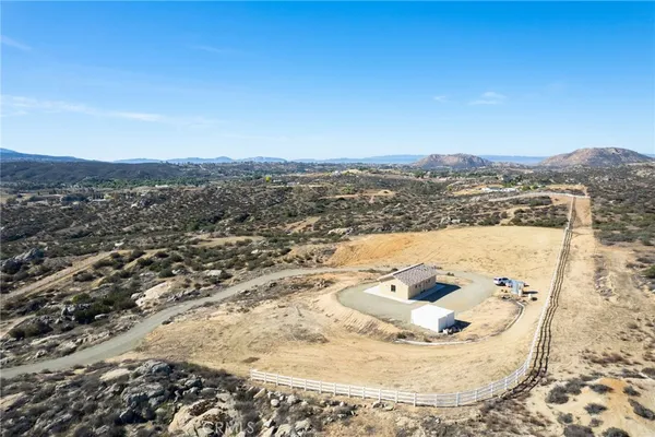 $799,999 | 37219 Quarter Valley Road, Temecula, CA 92592