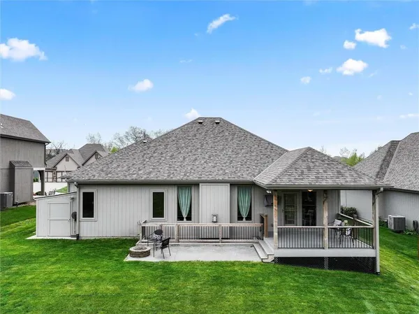 $599,900 | 3112 Northeast 92nd Street, Kansas City, MO 64156