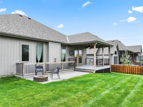 $599,900 | 3112 Northeast 92nd Street, Kansas City, MO 64156