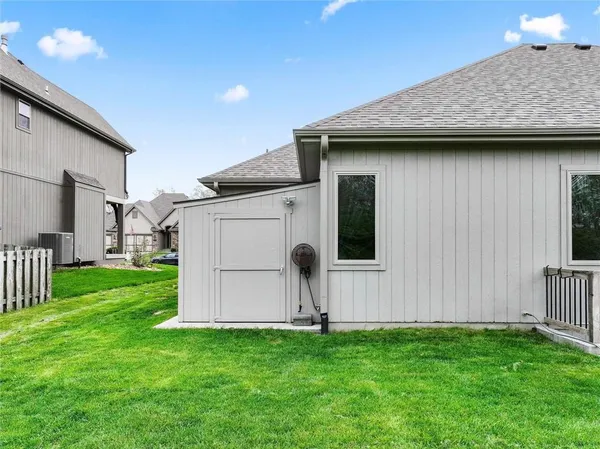 $599,900 | 3112 Northeast 92nd Street, Kansas City, MO 64156