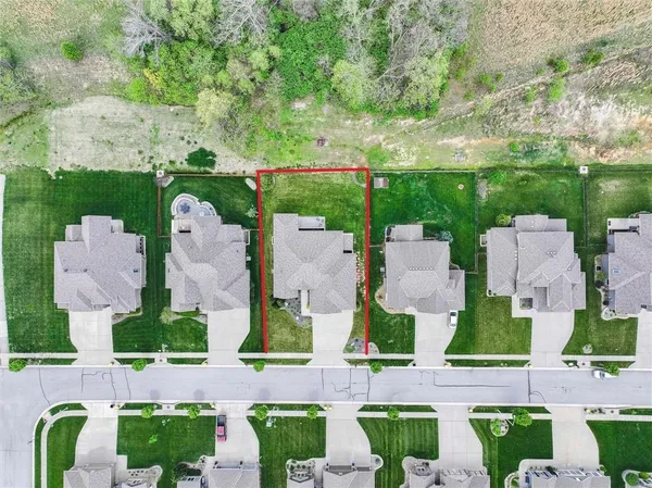 $599,900 | 3112 Northeast 92nd Street, Kansas City, MO 64156
