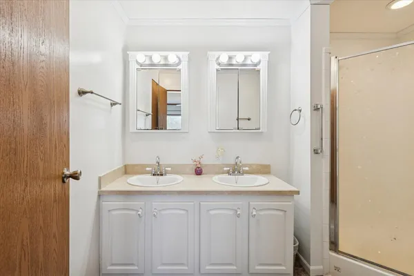 $350,000 | 4866 North 12000w Road, Wilmington, IL 60481