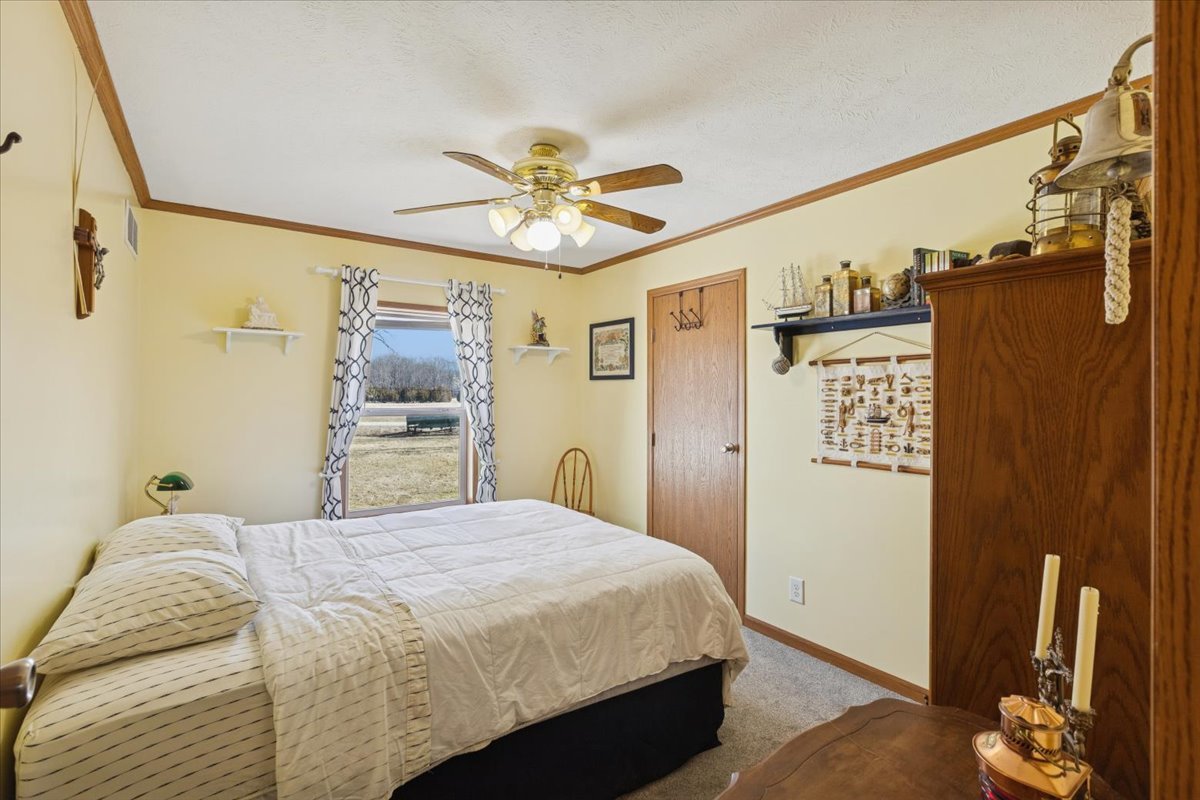 4866 North 12000w Road Wilmington, IL 60481 - Photo 13 of 25