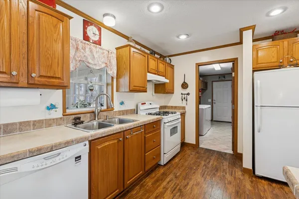 $350,000 | 4866 North 12000w Road, Wilmington, IL 60481