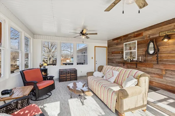 $350,000 | 4866 North 12000w Road, Wilmington, IL 60481