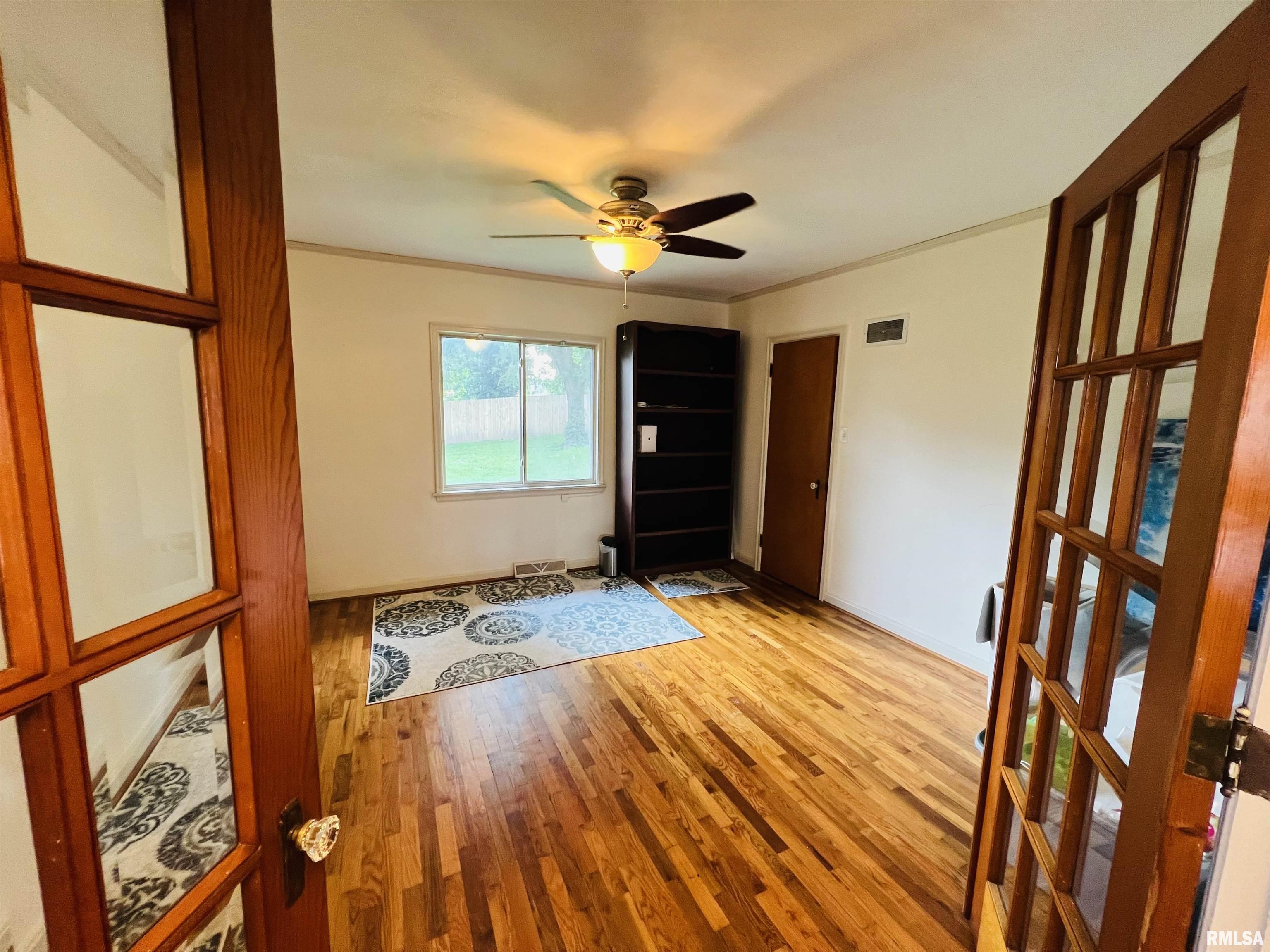 385 3rd Street Omaha, IL 62871 - Photo 21 of 26