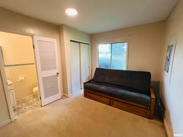 $145,000 | 385 3rd Street, Omaha, IL 62871