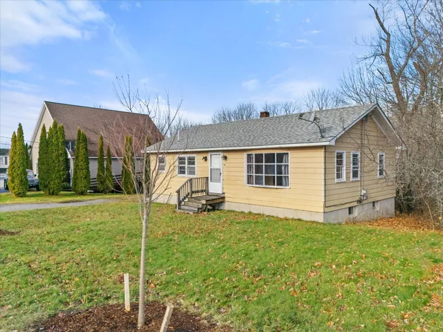 $254,500 | 58 Washington Street, Ellsworth, ME 04605