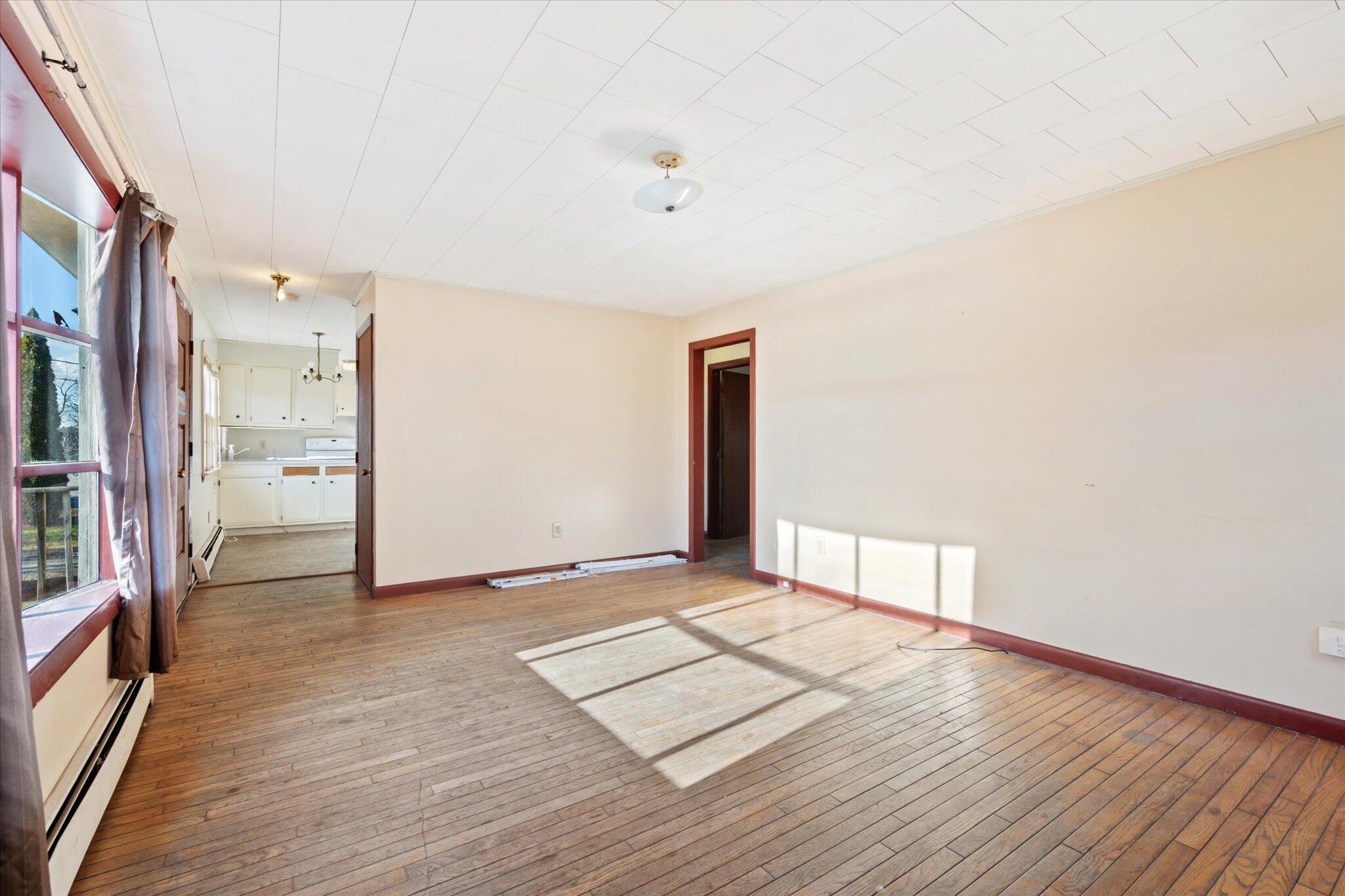 58 Washington Street Ellsworth, ME 04605 - Photo 10 of 29 10-Living Room