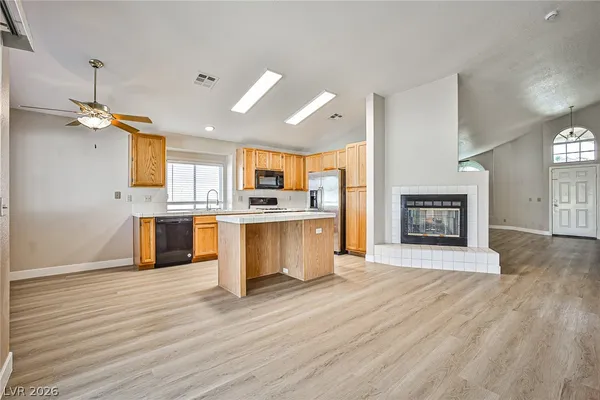 $1,890 | 3923 Mountain Birch Street, Las Vegas, NV 89147