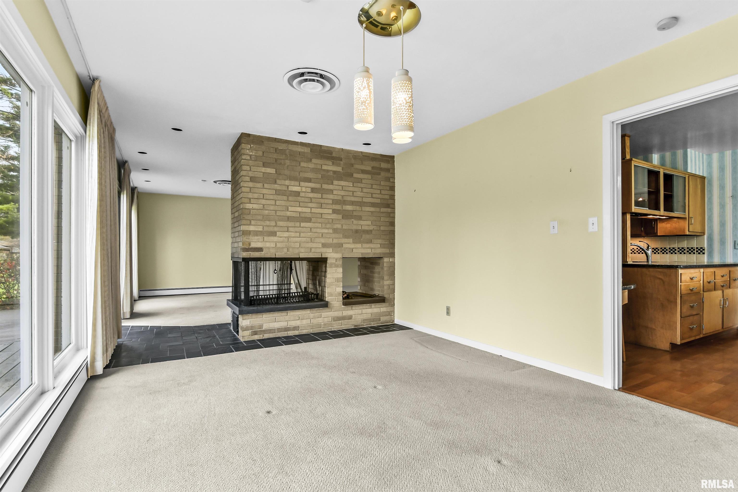 45 Inverness Road Springfield, IL 62704 - Photo 11 of 41