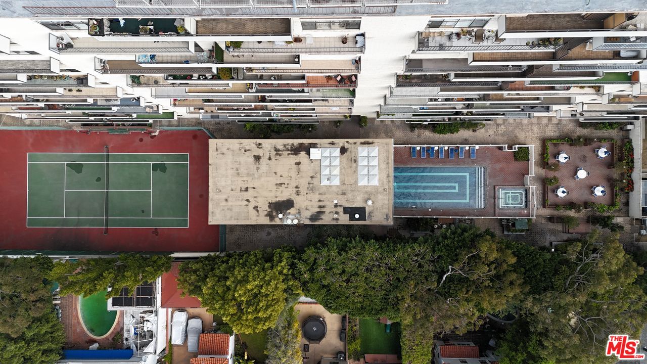 10535 Wilshire Boulevard, Unit 801 Los Angeles, CA 90024 - Photo 35 of 53 a view of a building with outdoor space