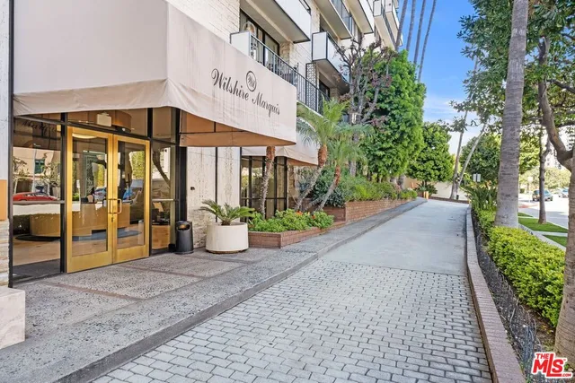 $3,999 | 10535 Wilshire Boulevard, Unit 801, Los Angeles, CA 90024