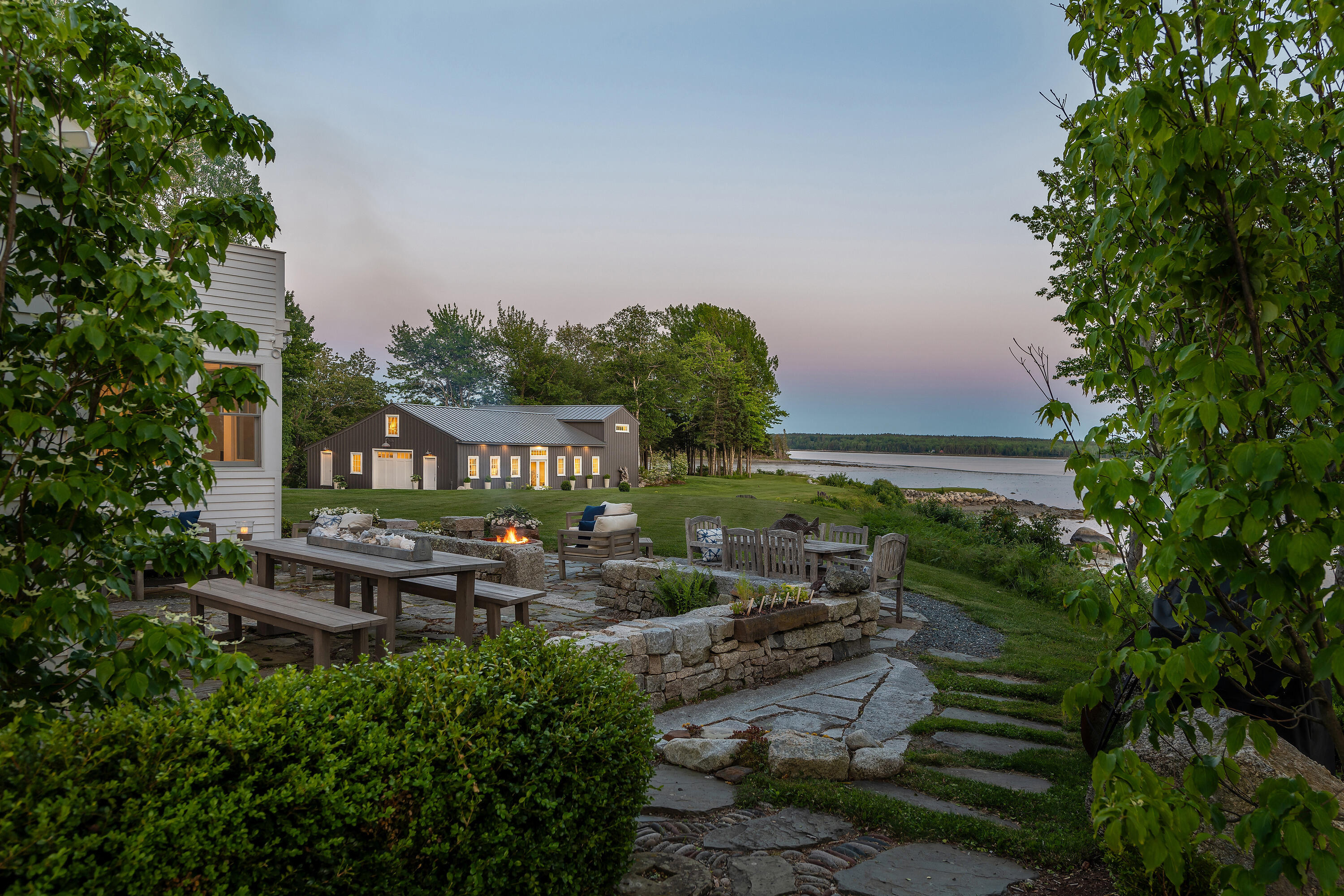 3 Flye Point Road Brooklin, ME 04616 - Photo 2 of 50 BrooklinHouse_2024_004