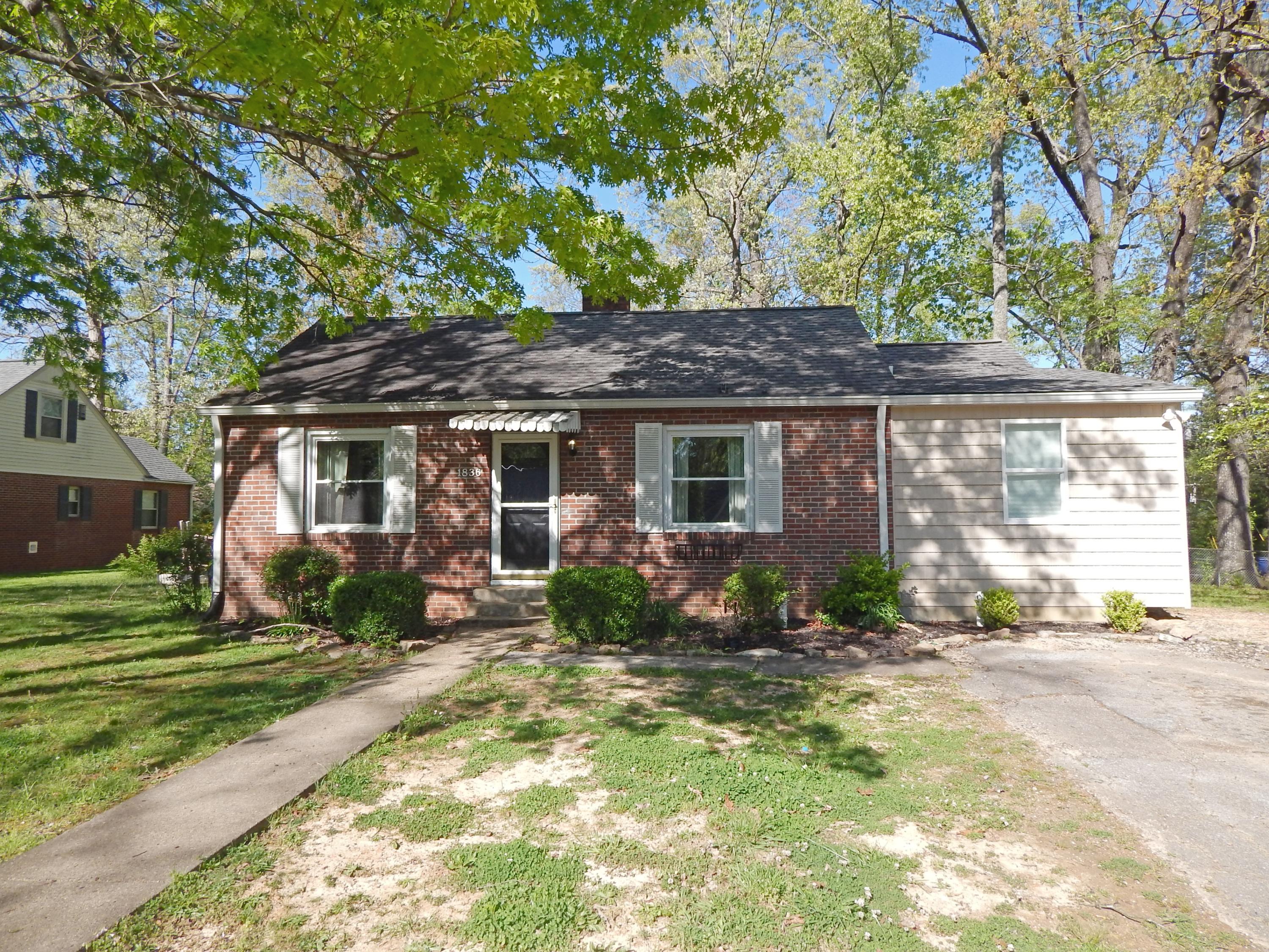 1836 Ramsay Street Alcoa, TN 37701 - Photo 1 of 34 DSCN5114