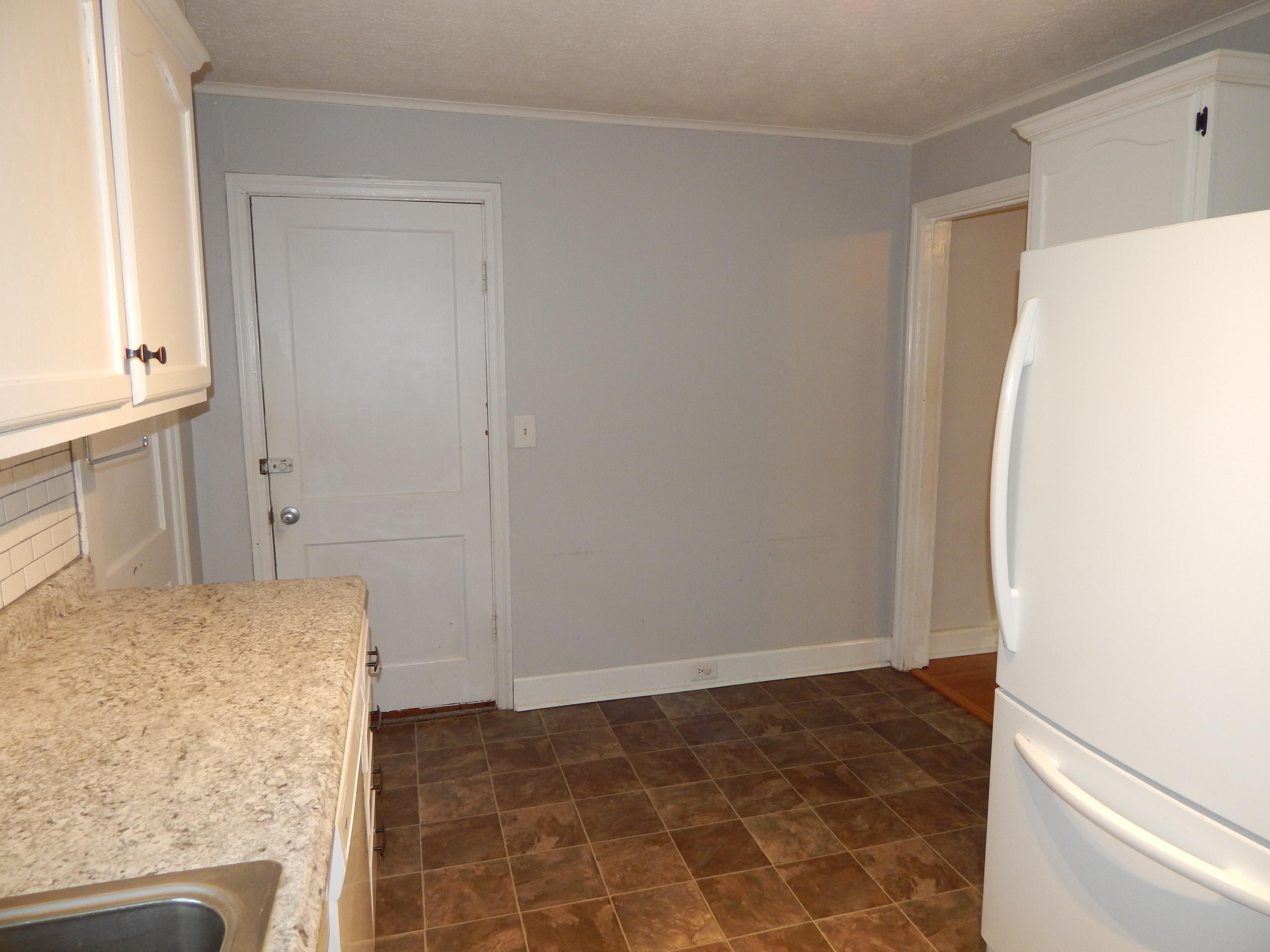 1836 Ramsay Street Alcoa, TN 37701 - Photo 10 of 34 DSCN5135