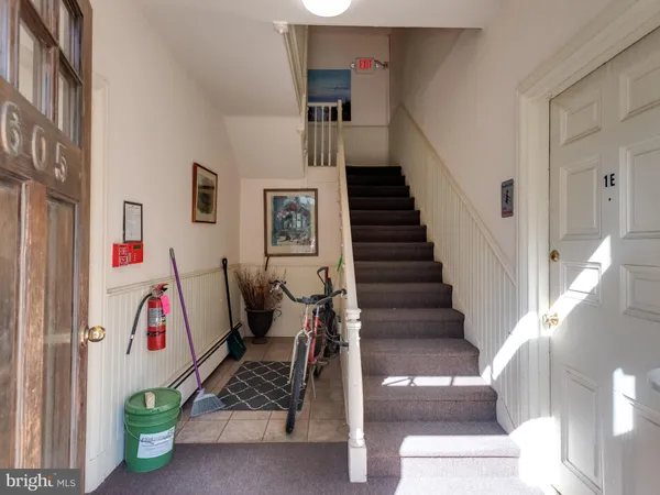 $2,150 | 605 West Miner Street, Unit 1E, West Chester, PA 19382