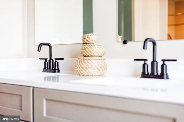 a close view of sink and tap