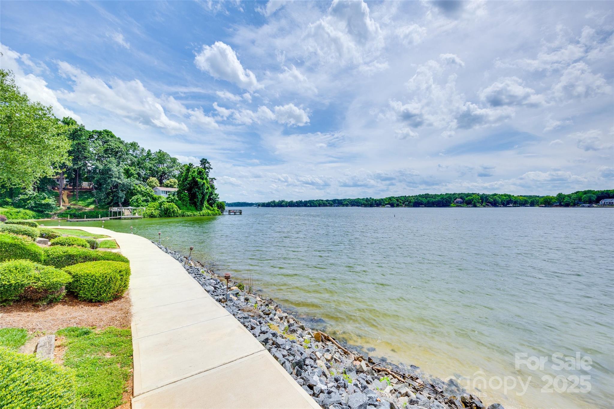 14053 Queens Harbor Road Charlotte, NC 28278 - Photo 1 of 46