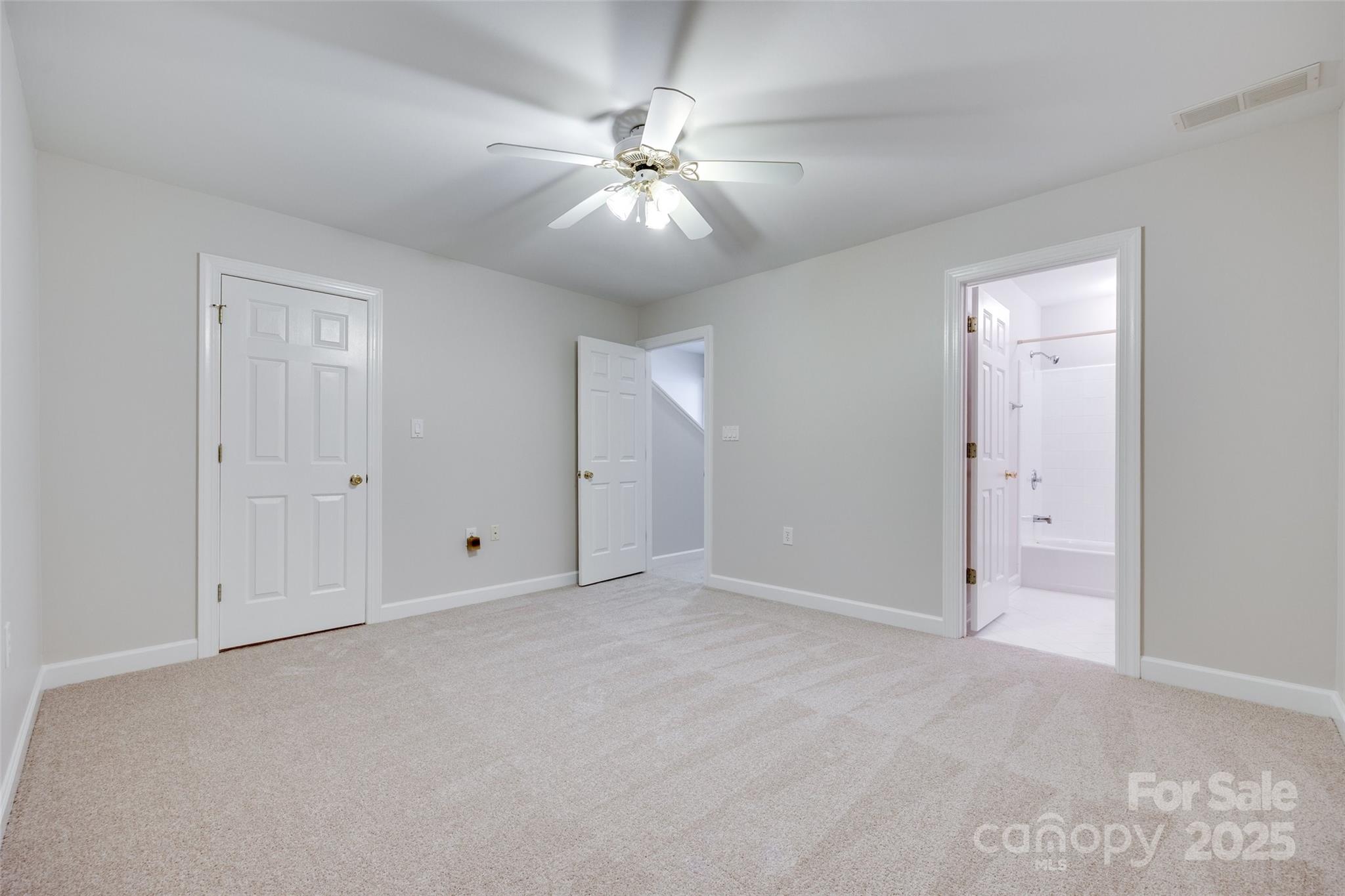 14053 Queens Harbor Road Charlotte, NC 28278 - Photo 19 of 46