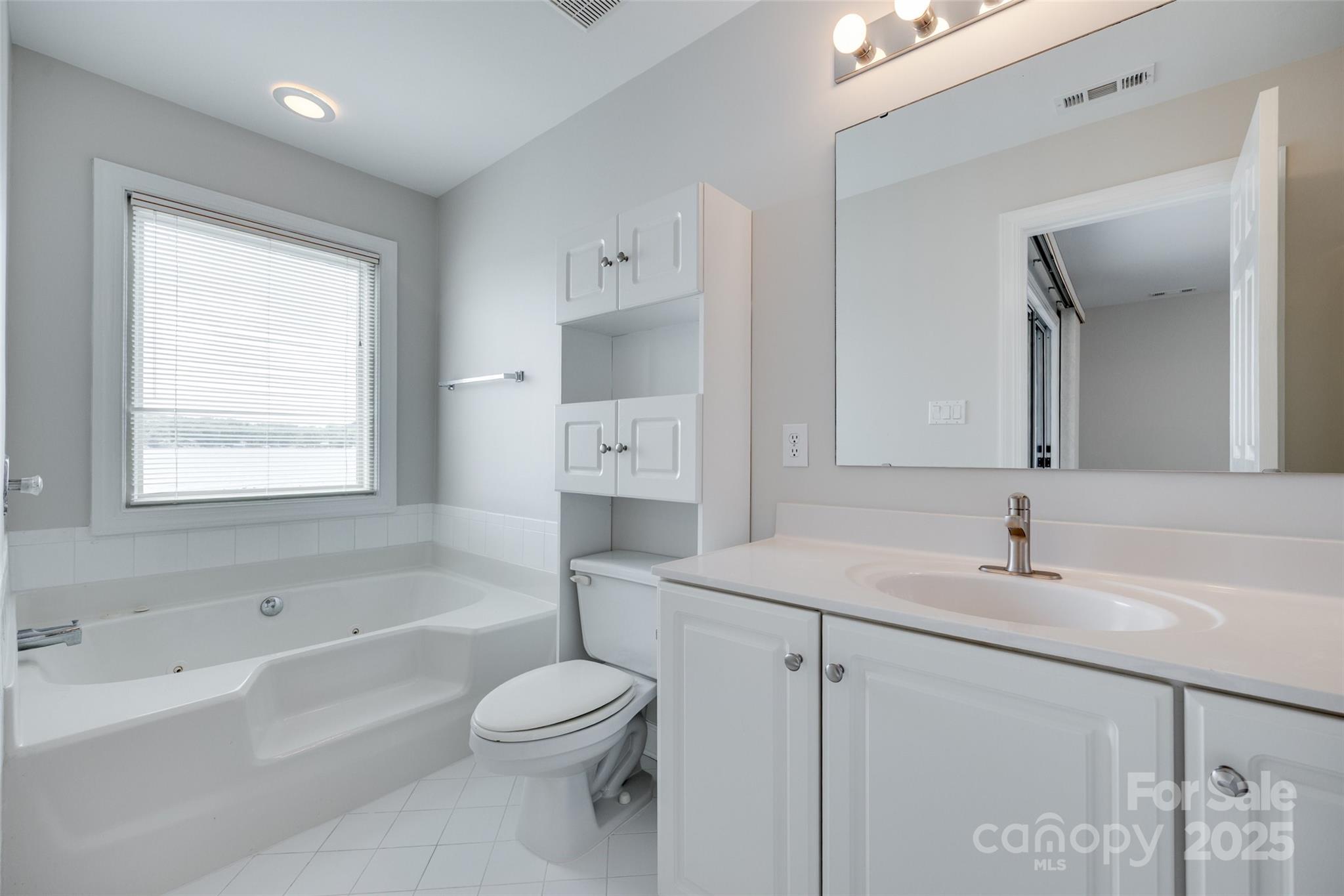 14053 Queens Harbor Road Charlotte, NC 28278 - Photo 22 of 46