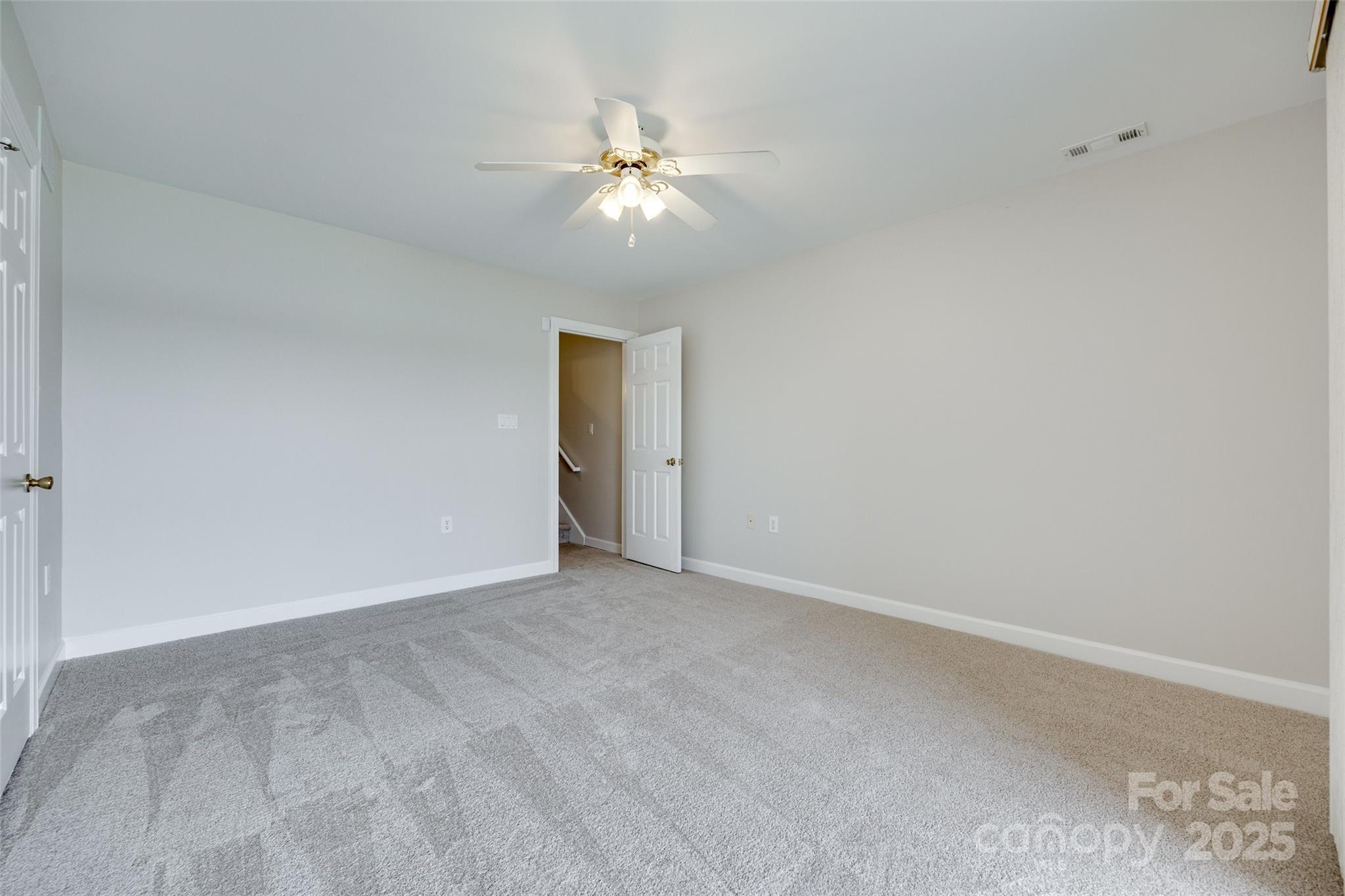 14053 Queens Harbor Road Charlotte, NC 28278 - Photo 24 of 46