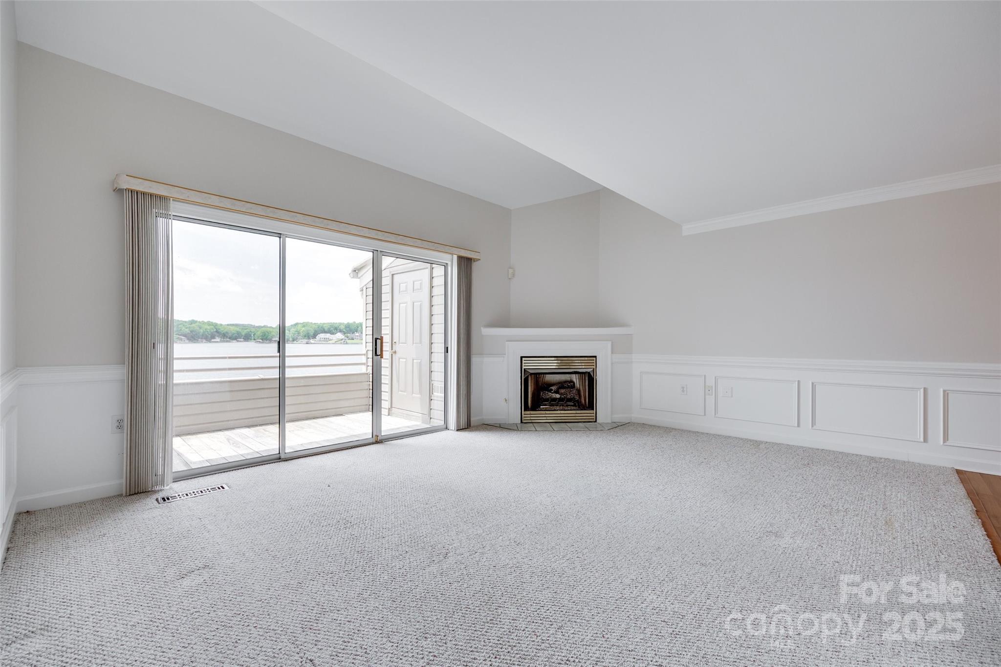 14053 Queens Harbor Road Charlotte, NC 28278 - Photo 30 of 46