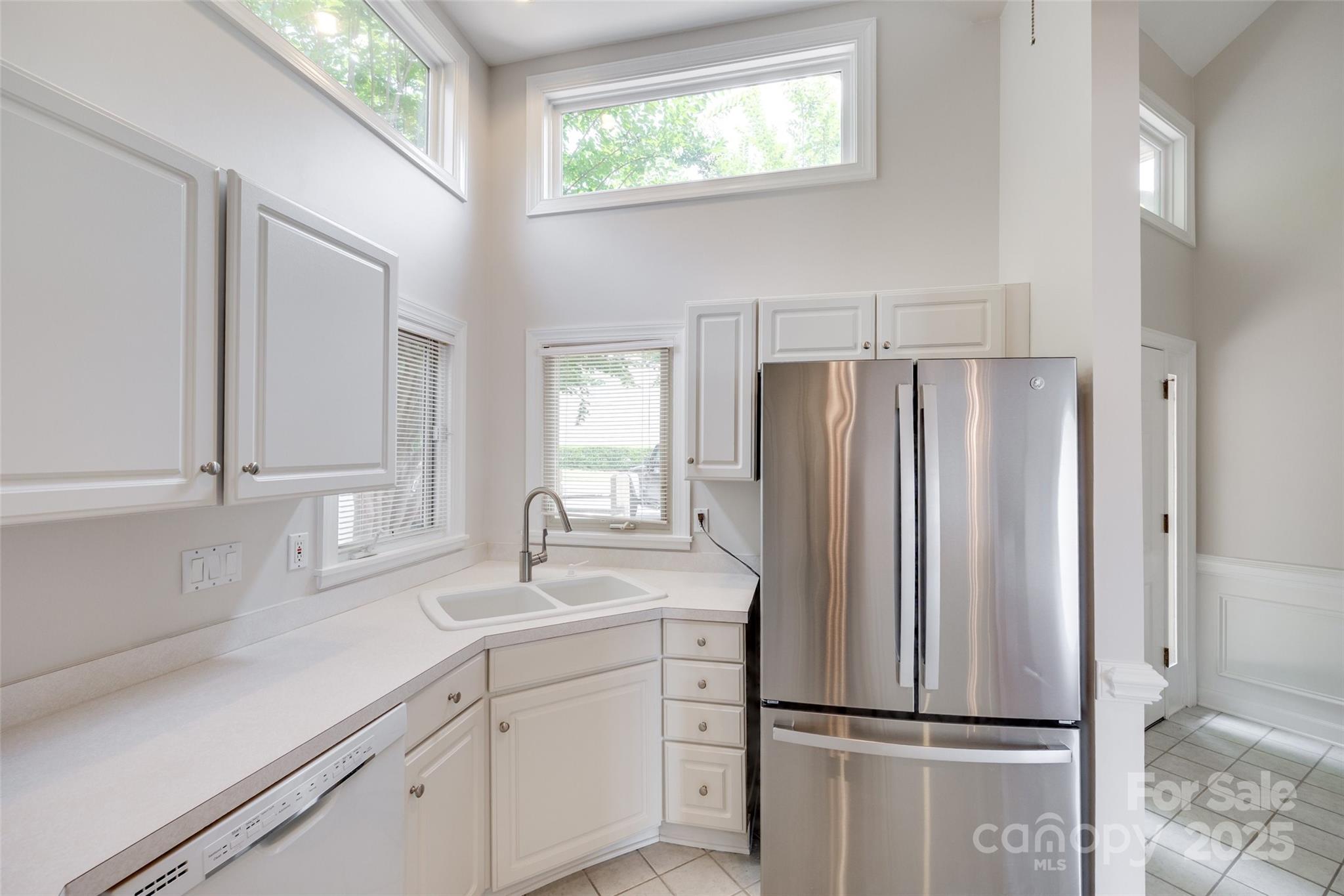 14053 Queens Harbor Road Charlotte, NC 28278 - Photo 34 of 46