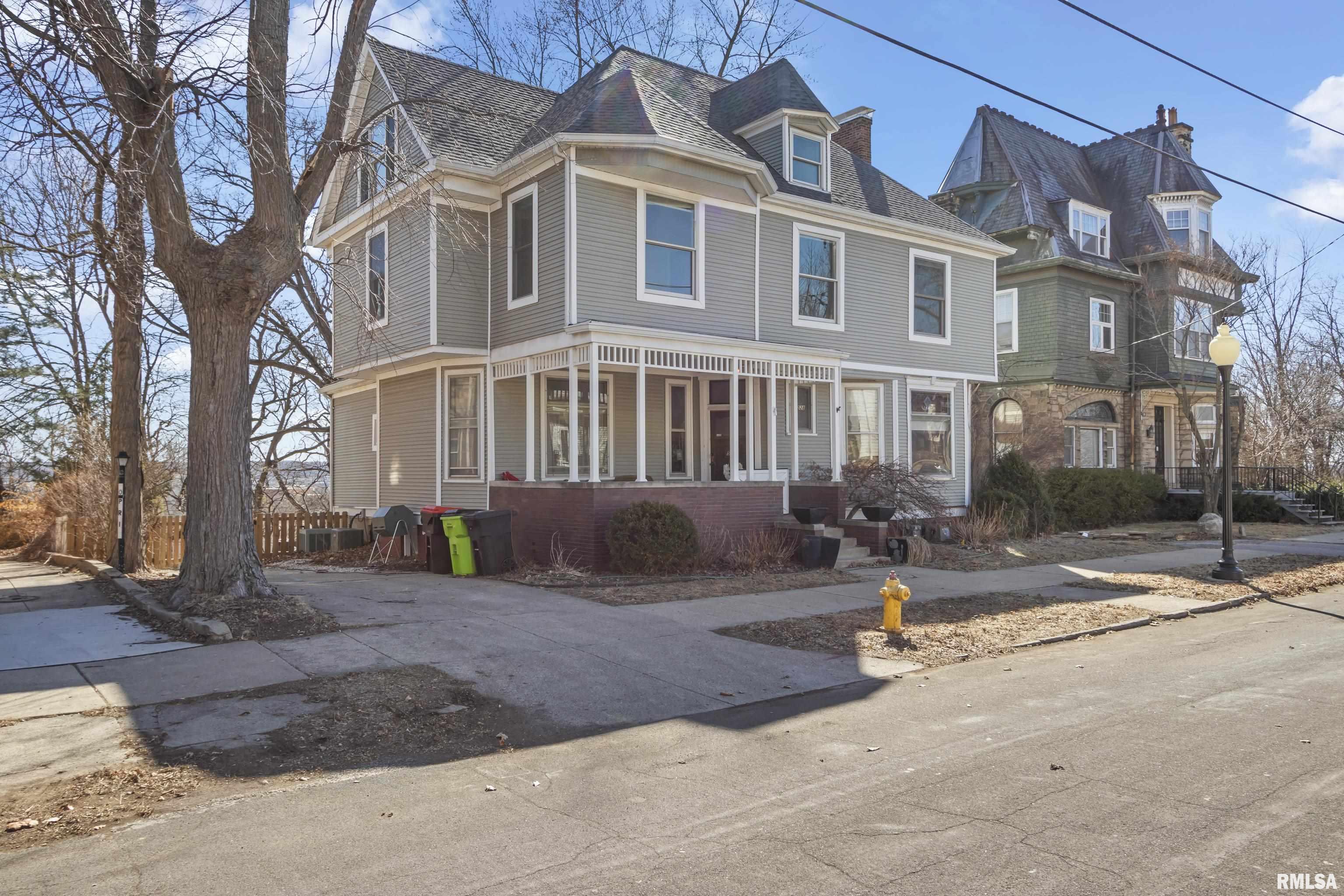 528 West High Street Peoria, IL 61606 - Photo 1 of 54