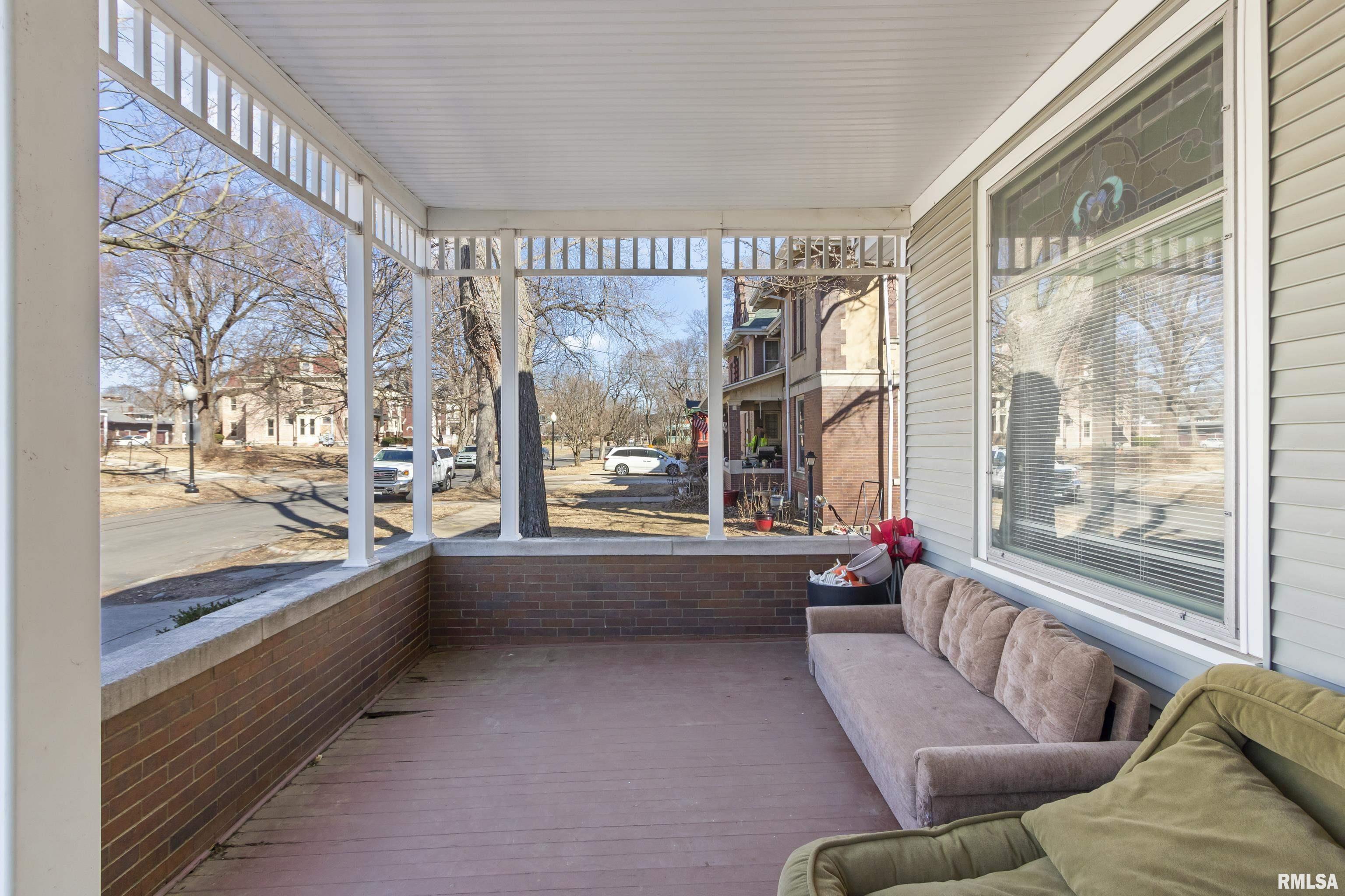 528 West High Street Peoria, IL 61606 - Photo 2 of 54