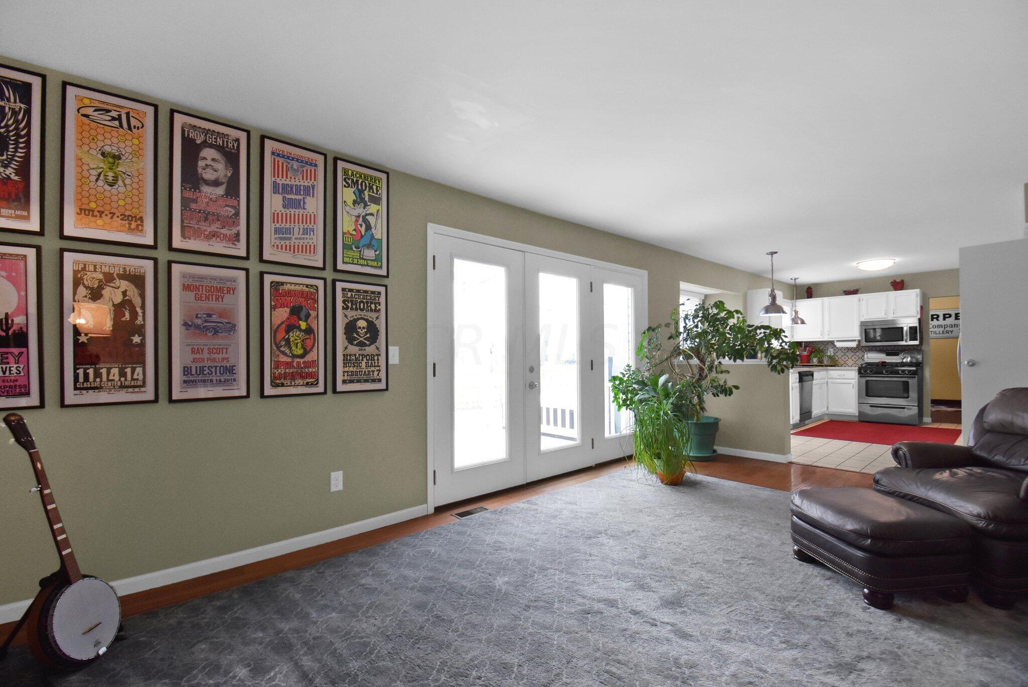 3431 Reed Point Drive Hilliard, OH 43026 - Photo 7 of 38 8-web-or-mls-3431-reed-point-dr