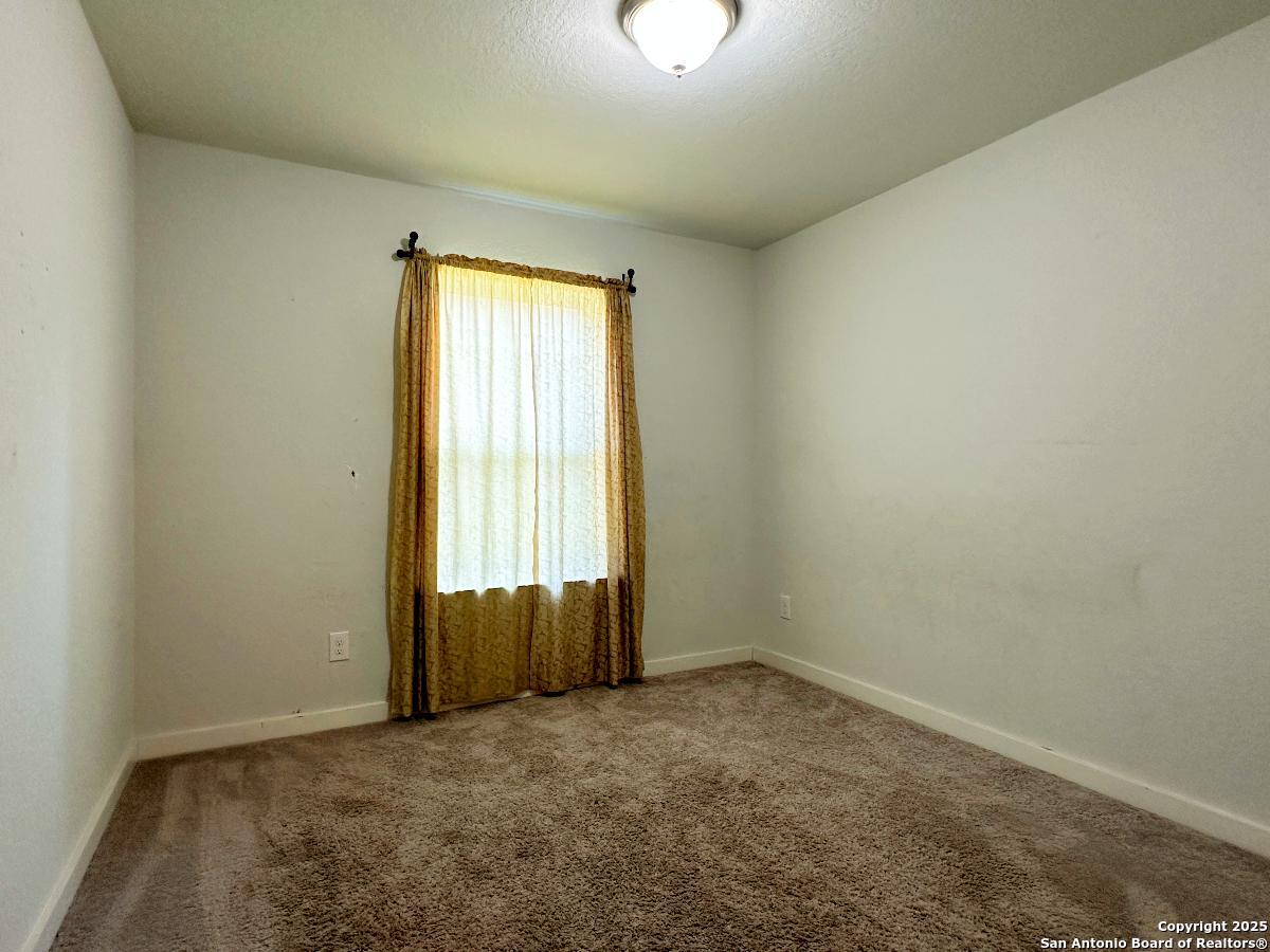 3906 Glenloch Way Converse, TX 78109 - Photo 21 of 33