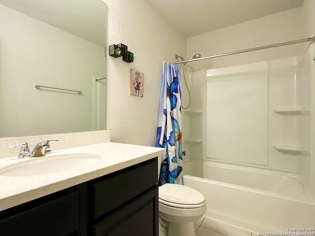 $373,000 | 3906 Glenloch Way, Converse, TX 78109