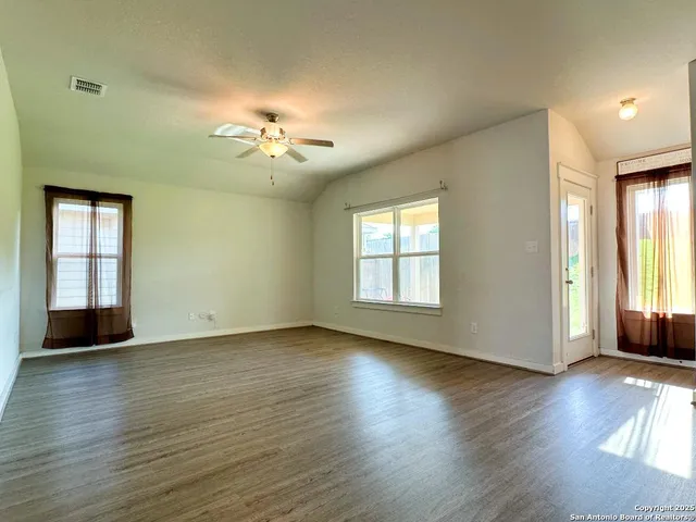 $373,000 | 3906 Glenloch Way, Converse, TX 78109