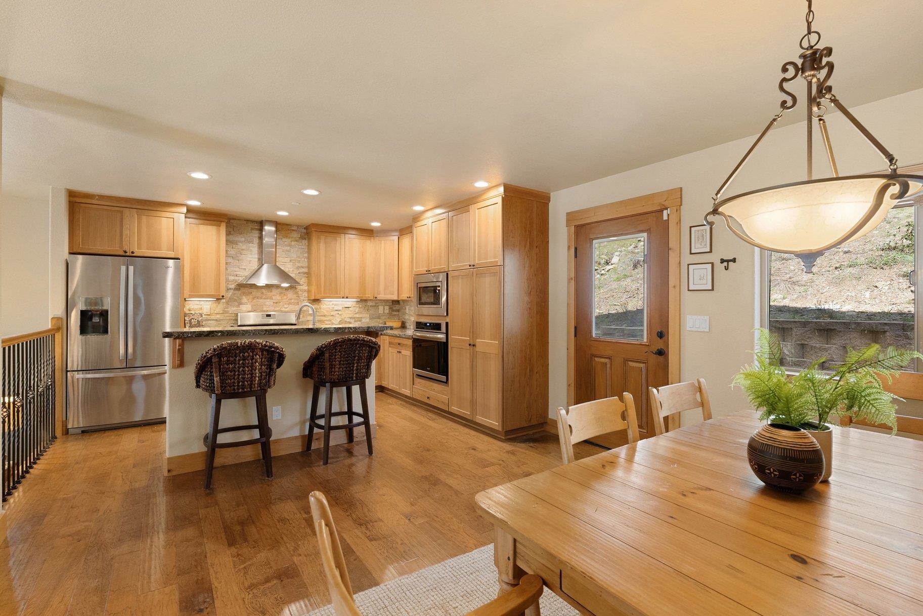 15224 Reed Avenue West Truckee, CA 96161 - Photo 9 of 28