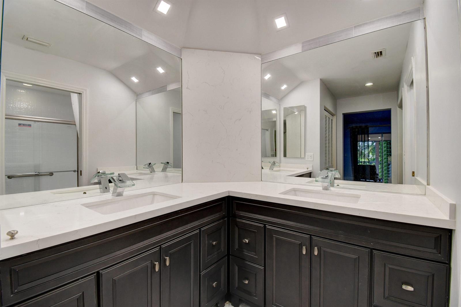 11072 Rios Road Boca Raton, FL 33498 - Photo 18 of 34 25_dsc_9953_4_5_6_7