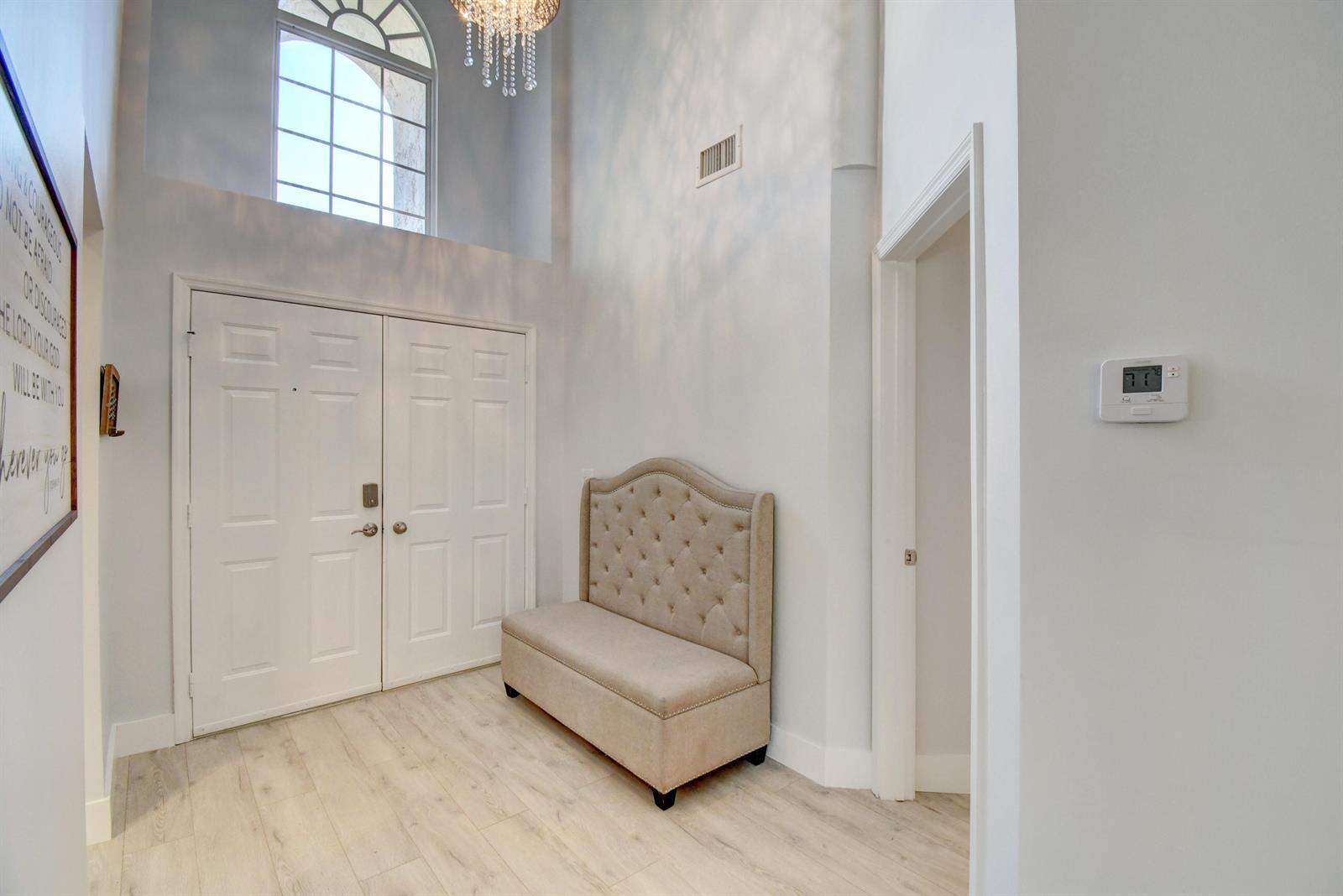 11072 Rios Road Boca Raton, FL 33498 - Photo 3 of 34 06_dsc_9658_59_60_61_62