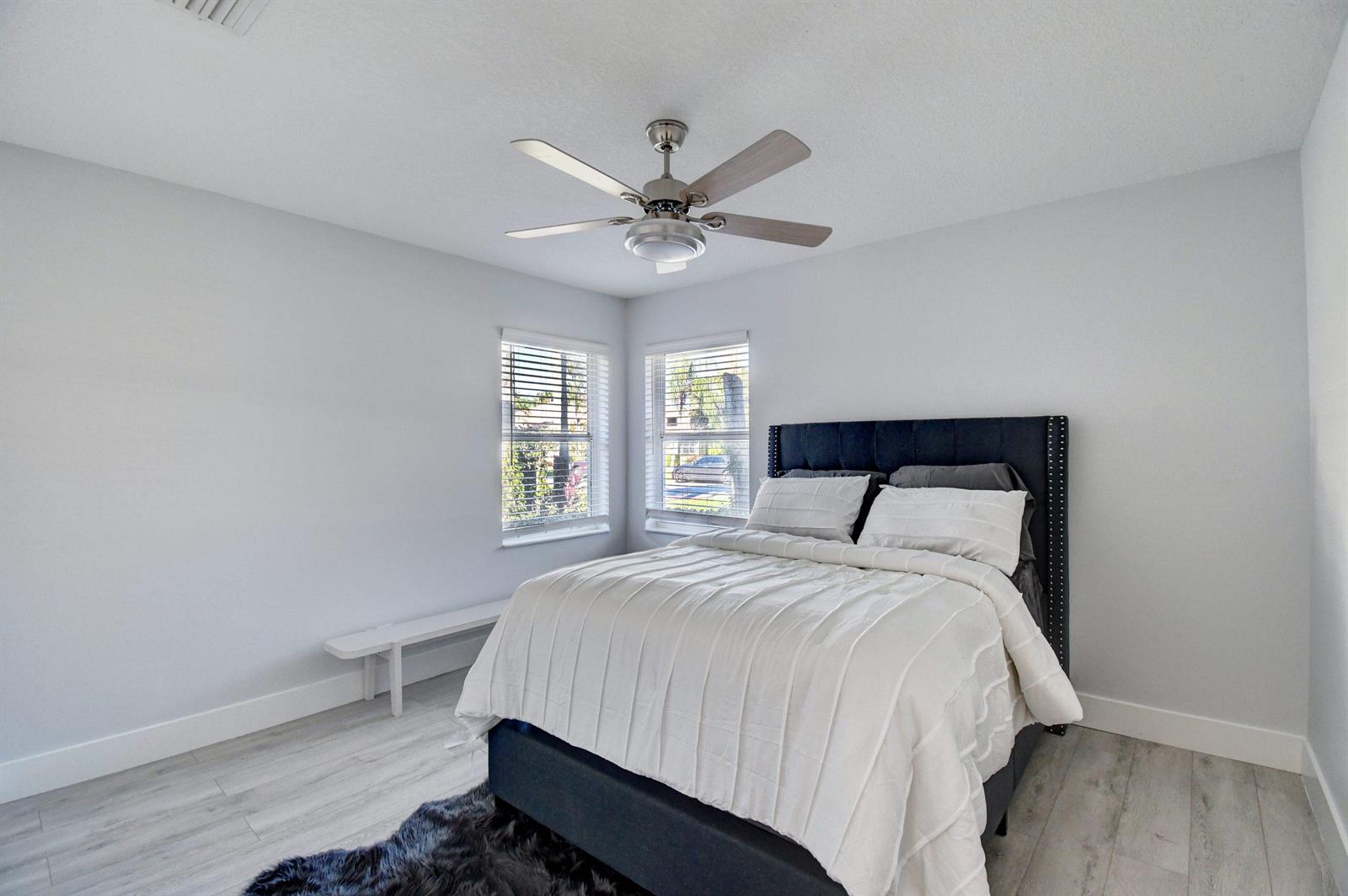 11072 Rios Road Boca Raton, FL 33498 - Photo 21 of 34 28_dsc_9693_4_5_6_7