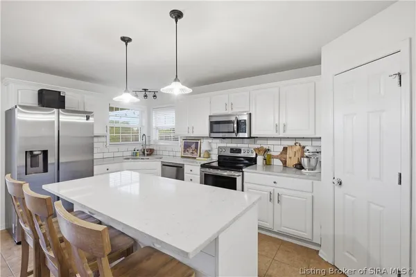 $479,900 | 6108 Caleigh Drive, Charlestown, IN 47111