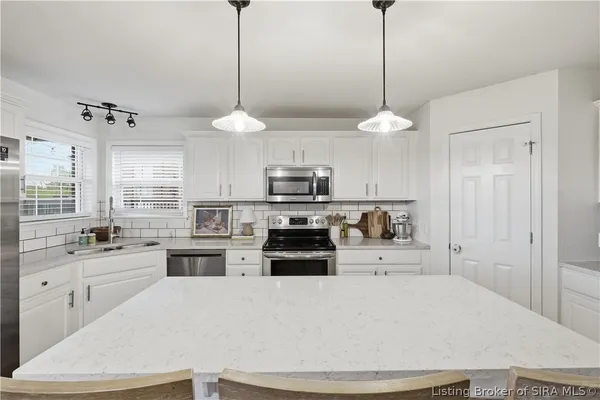 $479,900 | 6108 Caleigh Drive, Charlestown, IN 47111