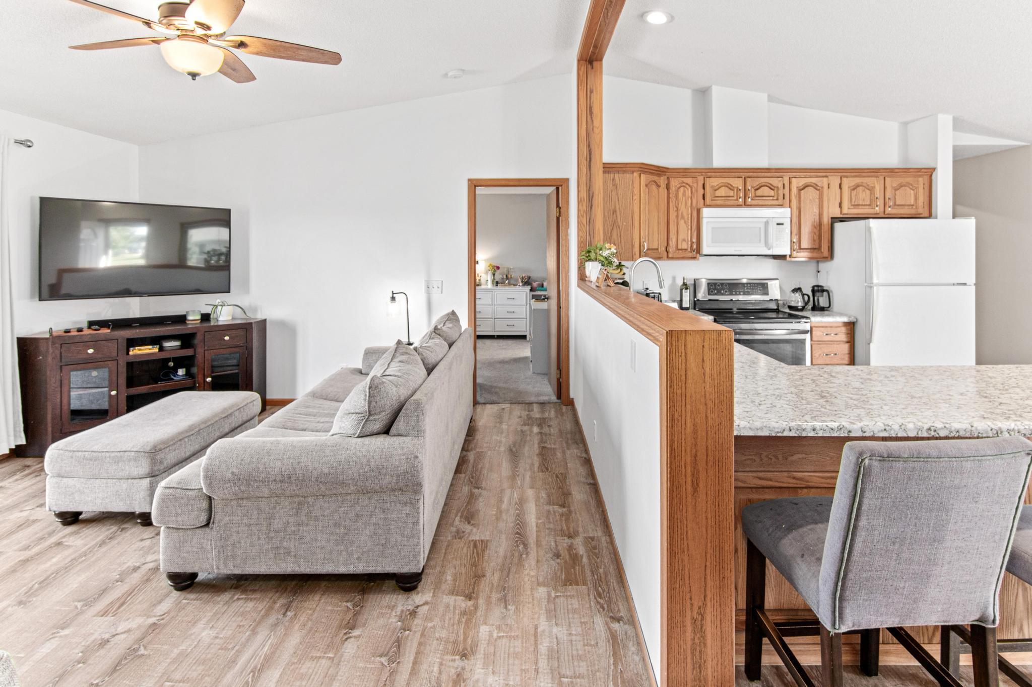 1016 West Ridge Court New Richmond, WI 54017 - Photo 6 of 30