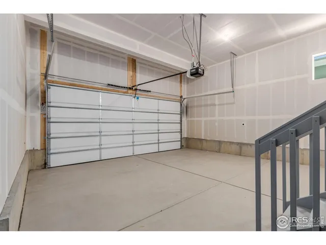 a view of a room with an empty space