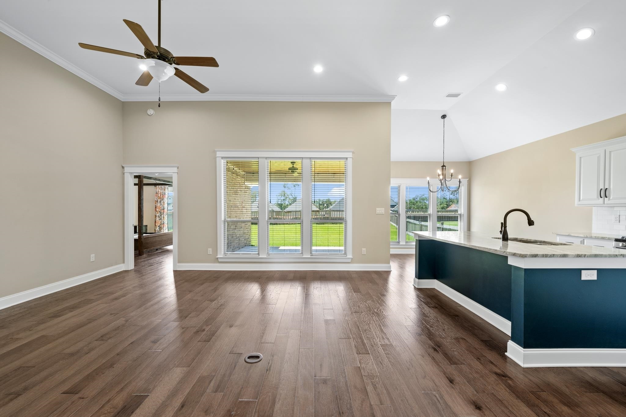 31789 Canopy Loop Daphne, AL 36527 - Photo 3 of 26 Family Room