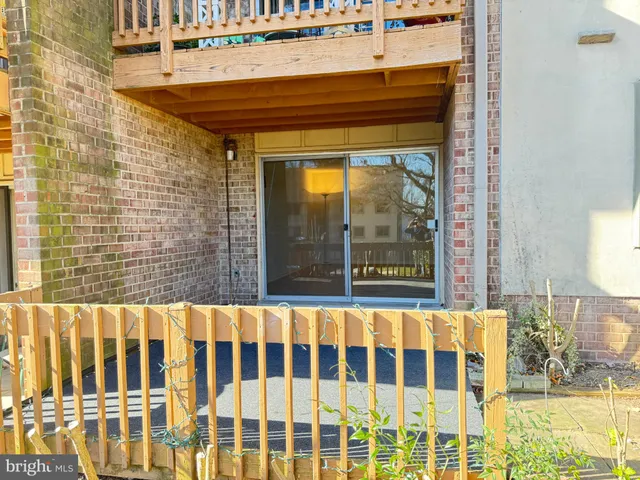 $219,900 | 5033 Green Mountain Circle, Unit 2, Columbia, MD 21044