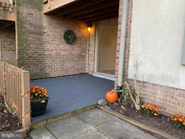 $219,900 | 5033 Green Mountain Circle, Unit 2, Columbia, MD 21044