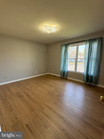 $2,450 | 706 Shamrock Drive, Fredericksburg, VA 22407