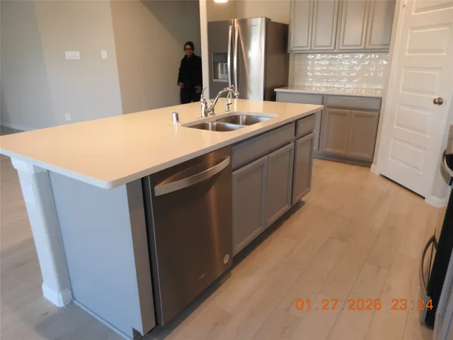 $2,350 | 1130 Muscadine Hollow Lane, Richmond, TX 77406