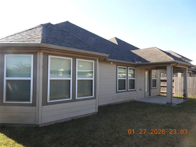 $2,350 | 1130 Muscadine Hollow Lane, Richmond, TX 77406