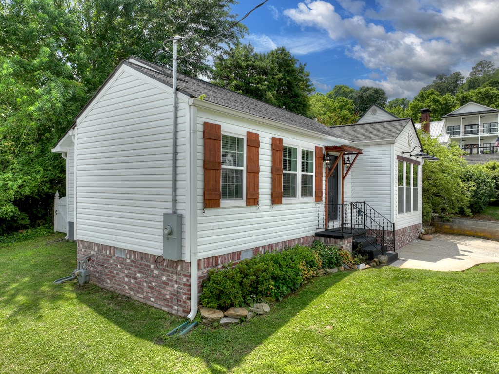 61 Delaware Street Ellijay, GA 30540 - Photo 32 of 36 Gallery Image 32