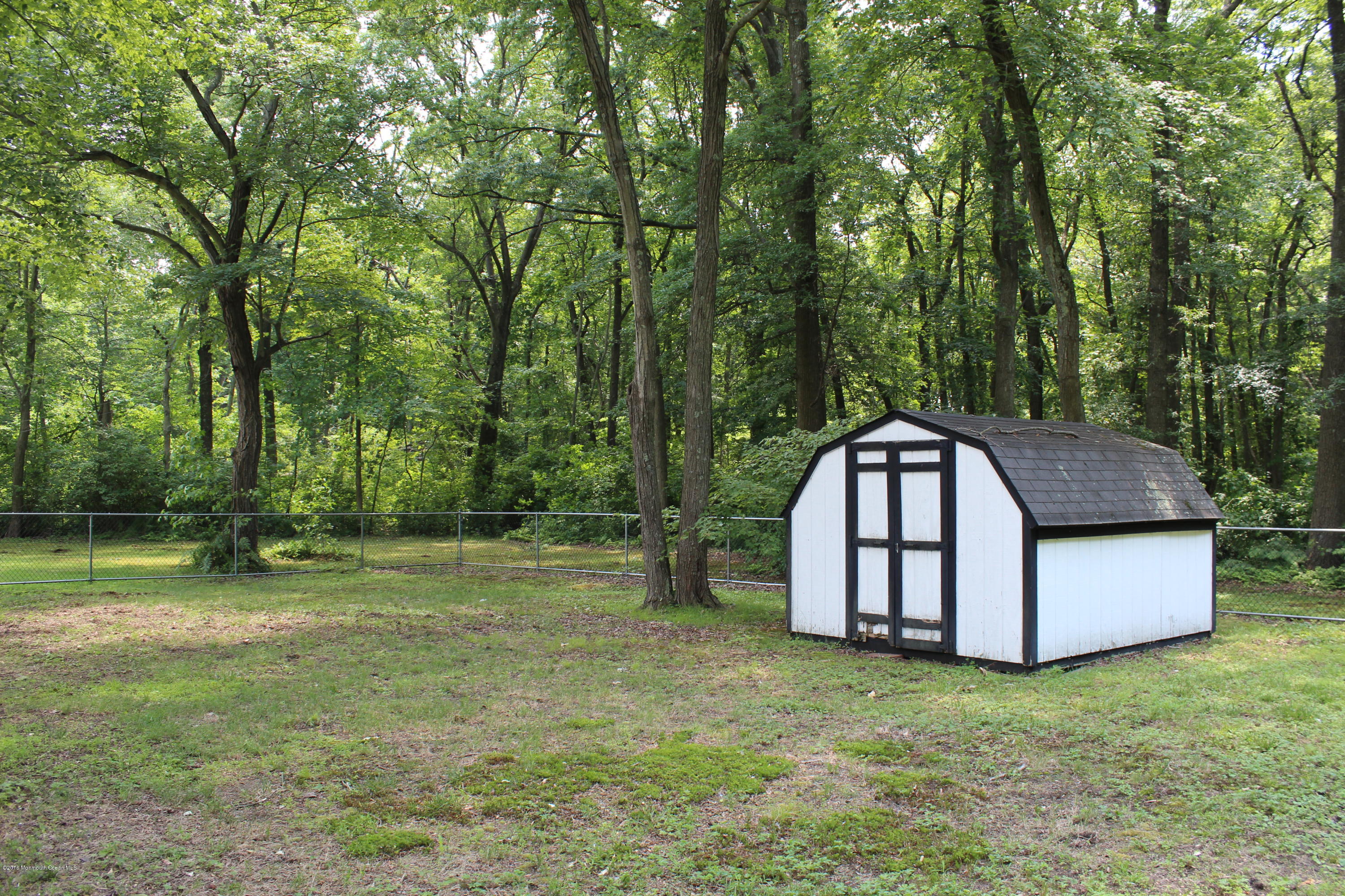 340 Middle Road Hazlet, NJ 07730 - Photo 14 of 15 IMG_0397 - Copy